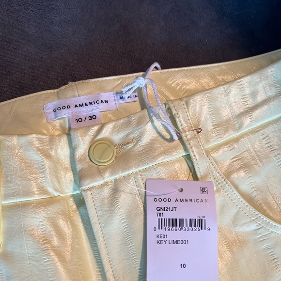 Good American 90s relaxed faux leather straight leg pants size 10 lemon - Picture 7 of 14